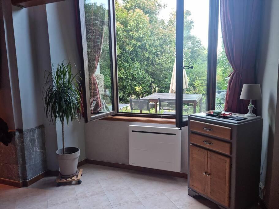 Chateau D'Uriage - Duplex Avec Terrasse Privative Saint-Martin-dʼUriage المظهر الخارجي الصورة