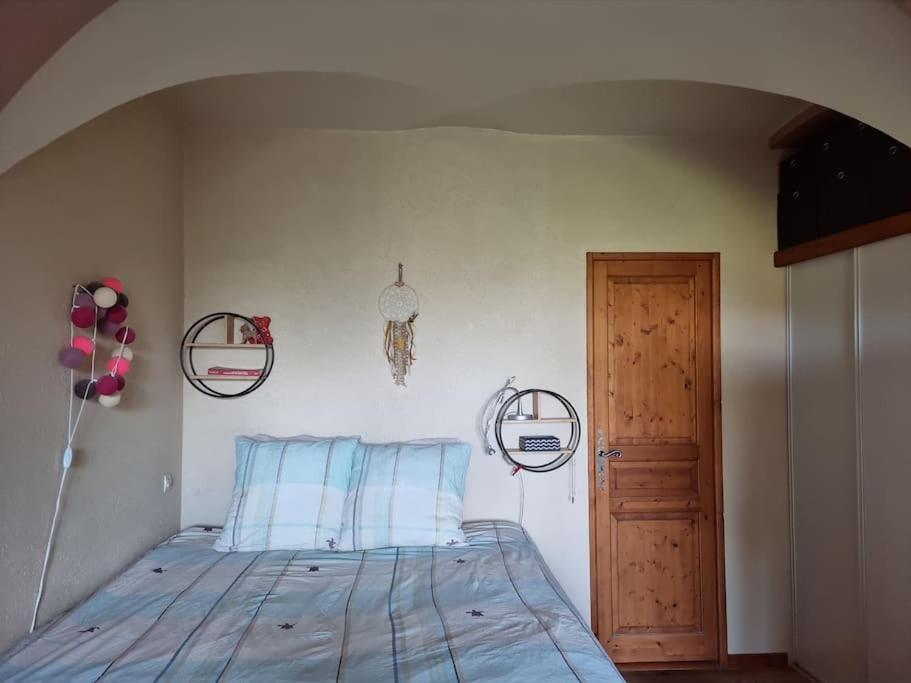 Chateau D'Uriage - Duplex Avec Terrasse Privative Saint-Martin-dʼUriage المظهر الخارجي الصورة